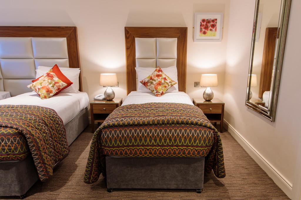 Grand Hotel Tralee Bagian luar foto